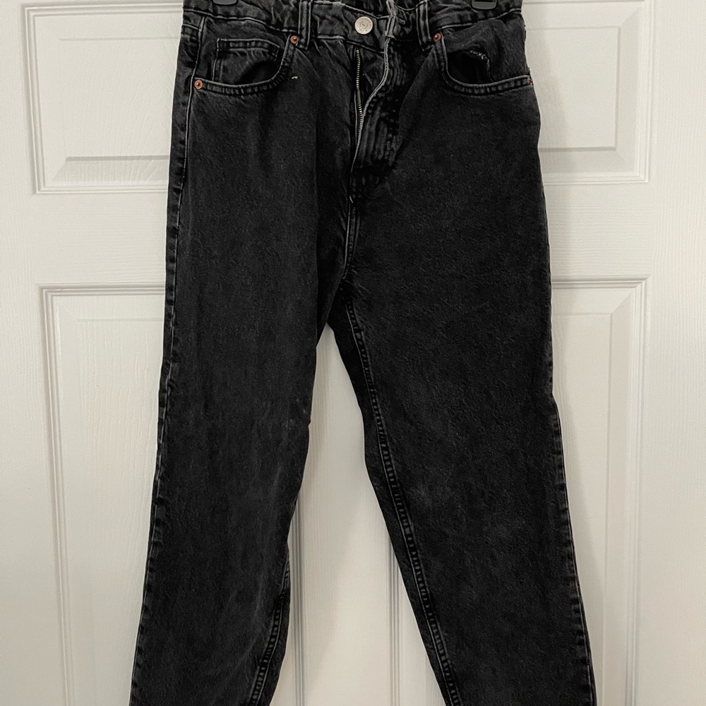 Zara Mom Jean- Black no rips